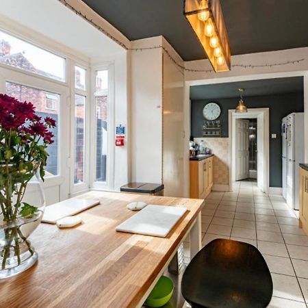 Stunning Victorian House Apartment Kingston upon Hull Exterior photo